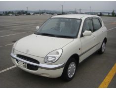 Toyota Duet (1998 - 2004)