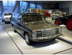 Mercedes-Benz W114 / W115 / Mini (1968 - 1976)