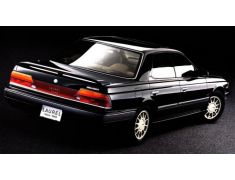 Nissan Laurel (1989 - 1993)