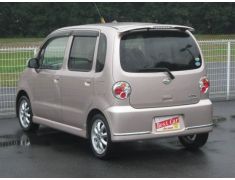 Daihatsu Move Latte (2004 - 2009)