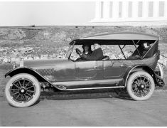 Oldsmobile Light Eight (1916 - 1923)