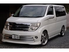 Nissan Elgrand (2002 - 2010)