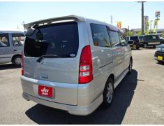 Nissan Serena (1999 - 2005)