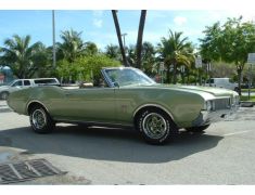 Oldsmobile Cutlass Supreme (1968 - 1972)